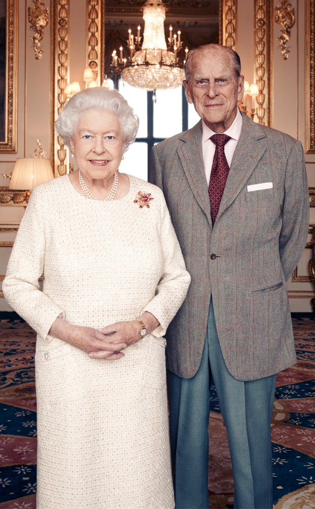 Le Portrait De La Reine Elizabeth Ii Et Du Prince Philip Pour Leur